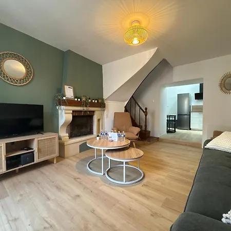 La Maison D'isaure 6 Personnes Centre Semesterbostad Parthenay